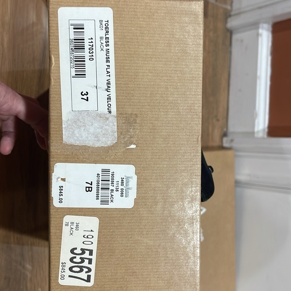 Louboutin velour strap flat shoes size 37 or 7 - Picture 9 of 10